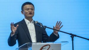 découvrez le parcours inspirant de jack ma, le fondateur d'alibaba, qui a révolutionné le commerce en ligne en chine et à travers le monde. plongez dans son histoire, ses défis et ses succès.