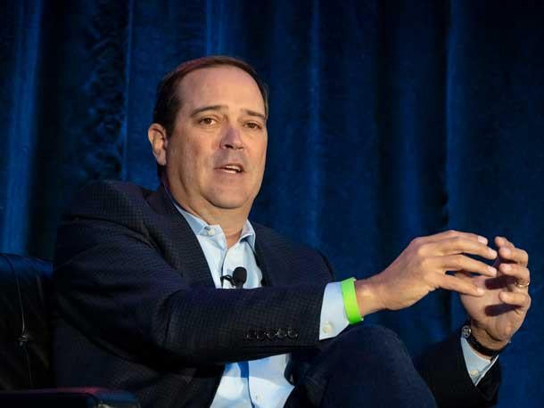 discover chuck robbins, the ceo of cisco, a visionary leader transforming the global technological landscape with revolutionary innovations and a strategy focused on cybersecurity and connectivity. learn more about his journey and impact on the industry.