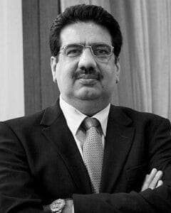 découvrez vineet nayar, un influenceur éducatif et numérique inspirant, qui partage des idées novatrices pour transformer l'éducation à l'ère numérique. plongez dans ses réflexions sur l'apprentissage, la technologie et l'impact du numérique sur notre futur.